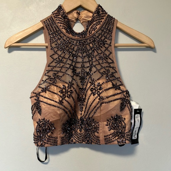 NWT Xscape Embellished Tan Crop Top + Skirt  with Train Two Piece Set - Picture 1 of 11